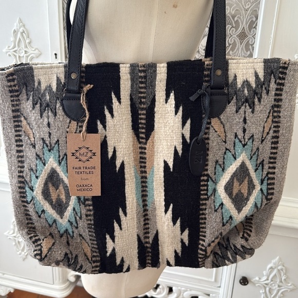 MZ Fair Trade Textiles Artisan Made
100% Wool Hand Crafted Tote Bag - Picture 2 of 15
